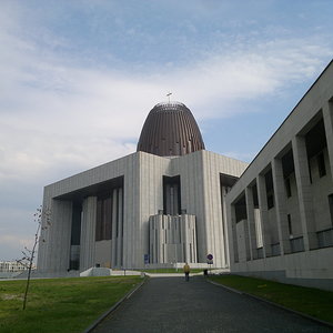 new temple in Warsaw